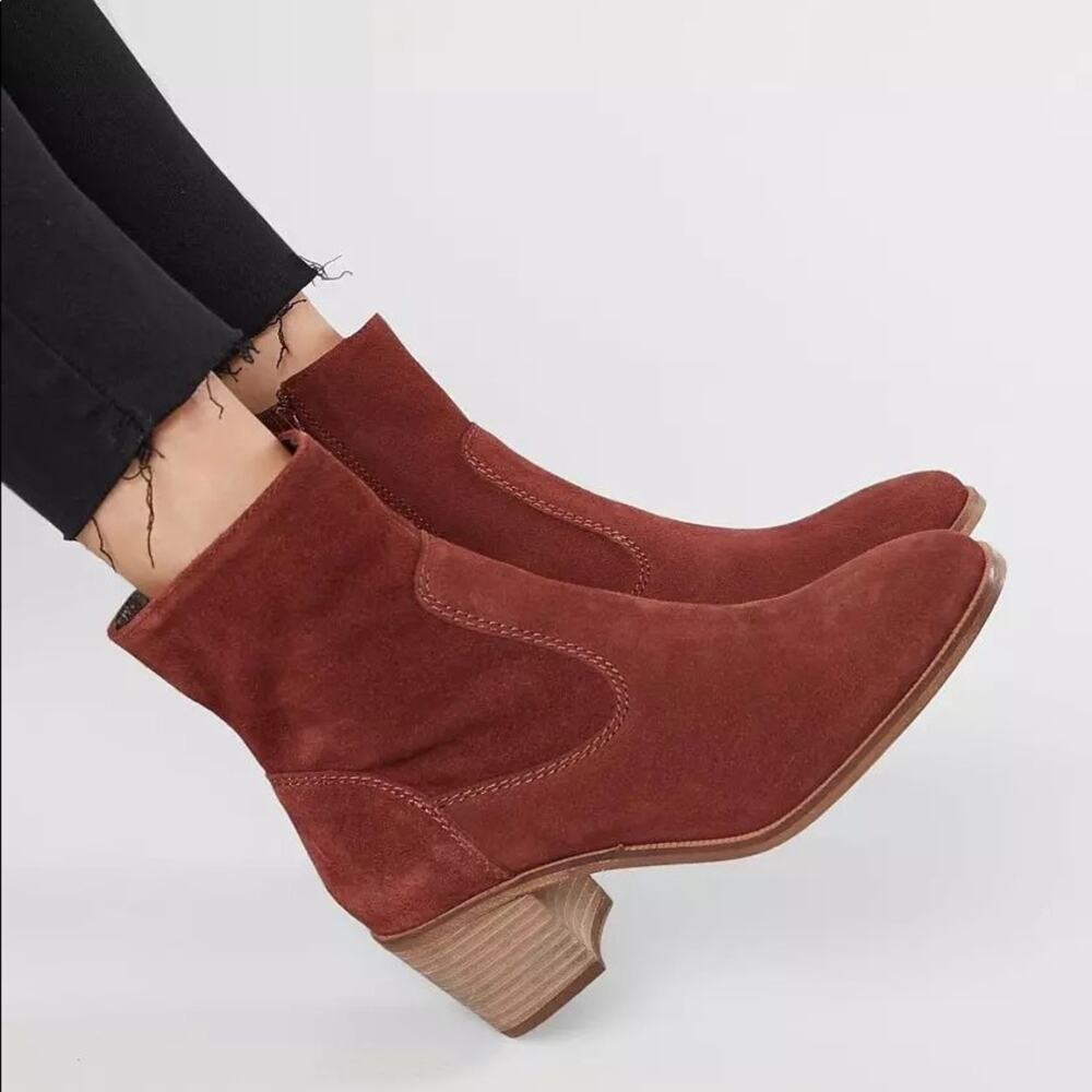 Crevice Jade Leather Ankle Boot in Brick Red.